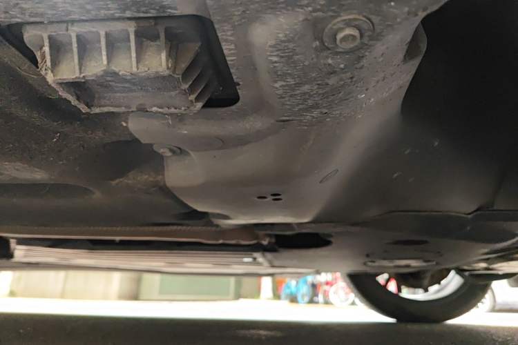 Used BMW 5 Series 2023 530Li Luxury Edition M Sport Package Chassis Front Right