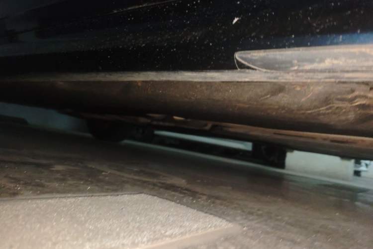 Used BMW 5 Series 2023 530Li Leading Model M Sport Package Chassis Front Right