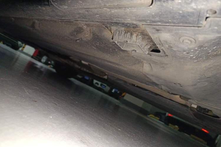 Used BMW 5 Series 2023 530Li Leading Model M Sport Package Chassis Front Right