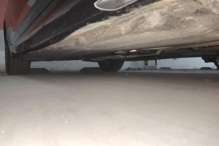 Used BMW 5 Series 2023 530Li Leading Model M Sport Package Chassis Front Right