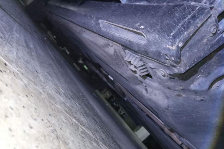 Used BMW 5 Series 2023 530Li Leading Edition Luxury Package Chassis Front Right