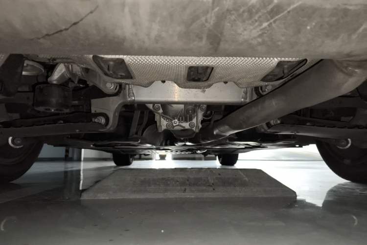 Used BMW 5 Series 2023 530Li Leading Edition Luxury Package Chassis Rear