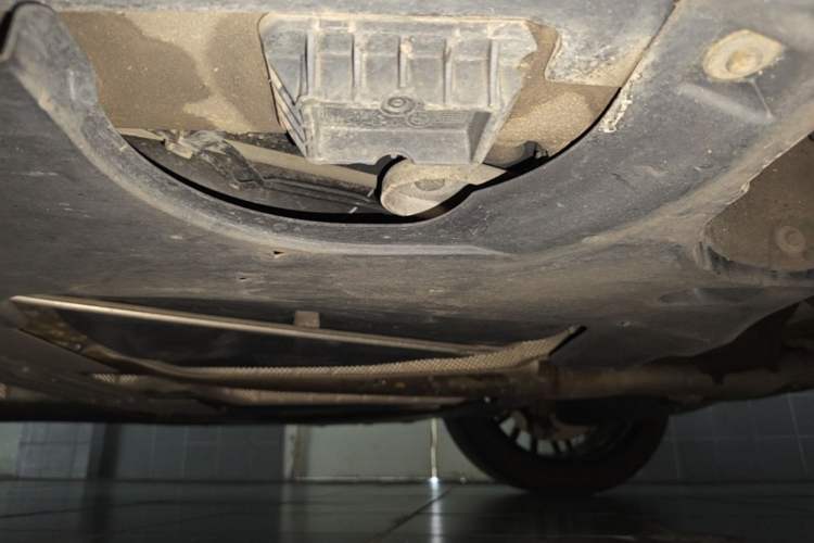 Used BMW 5 Series 2023 530Li Leading Model M Sport Package Chassis Rear Left