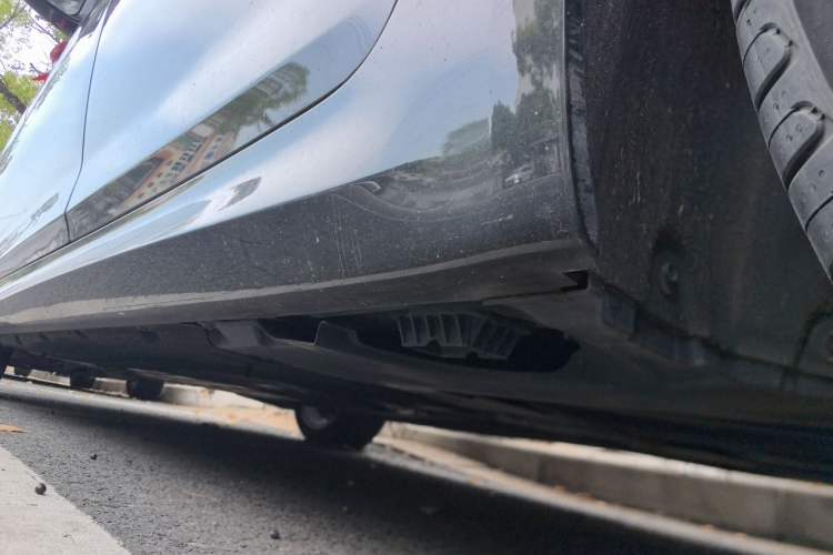 Used BMW 5 Series 2023 530Li Leading Model M Sport Package Chassis Rear Left