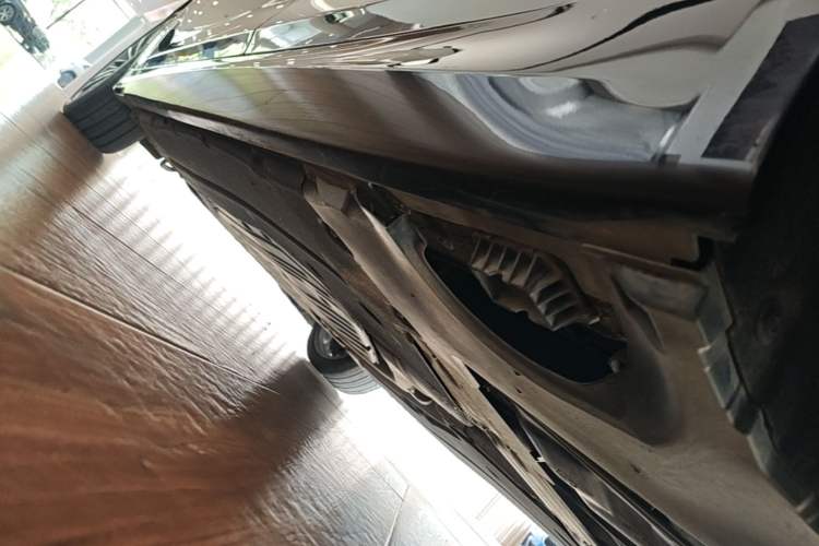 Used BMW 5 Series 2023 530Li Leading Model M Sport Package Chassis Rear Left