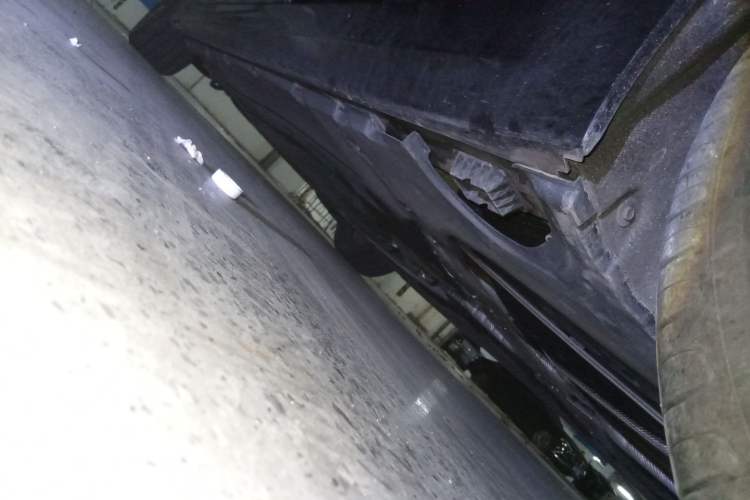 Used BMW 5 Series 2023 530Li Leading Edition Luxury Package Chassis Rear Left