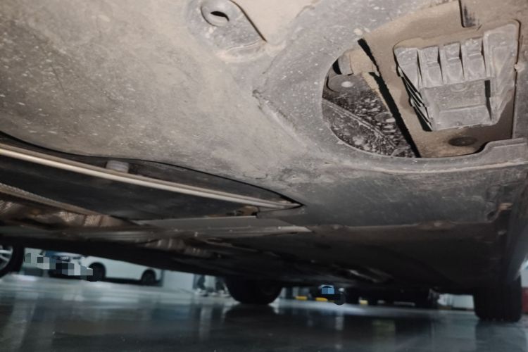 Used BMW 5 Series 2023 530Li Leading Model M Sport Package Chassis Rear Right