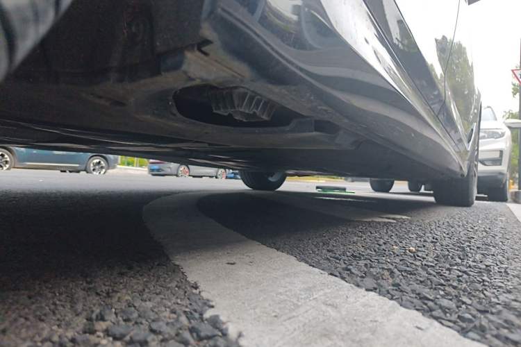 Used BMW 5 Series 2023 530Li Leading Model M Sport Package Chassis Rear Right