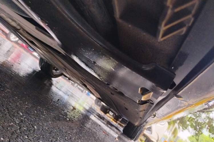 Used BMW 5 Series 2023 530Li Leading Model M Sport Package Chassis Rear Right
