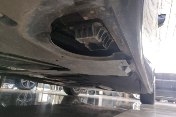 Used BMW 5 Series 2023 530Li Leading Edition Luxury Package Chassis Rear Right