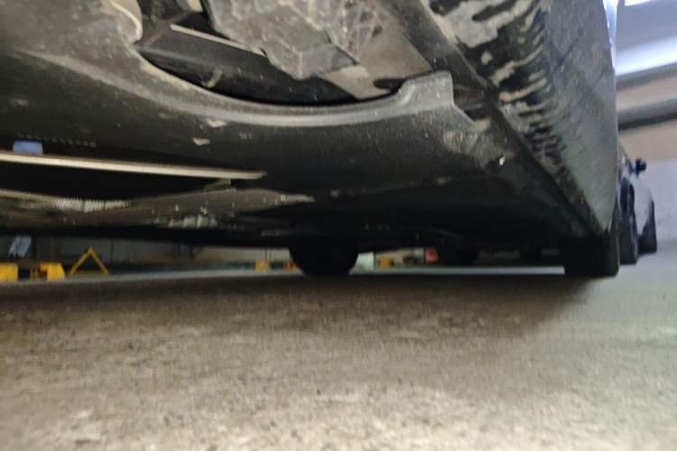 Used BMW 5 Series 2023 530Li Leading Model M Sport Package Chassis Rear Right