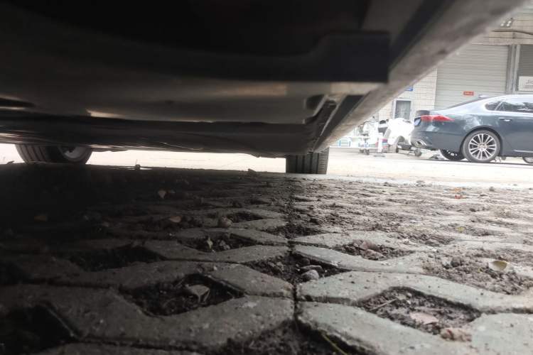Used BMW 5 Series 2023 530Li Leading Model M Sport Package Chassis Rear Right