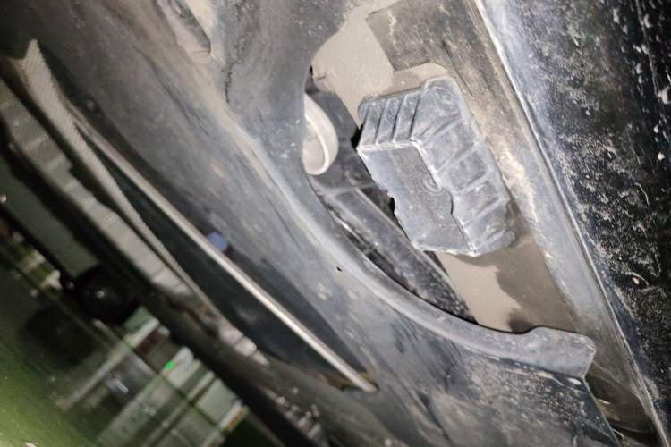 Used BMW 5 Series 2023 530Li Leading Model M Sport Package Chassis Rear Right