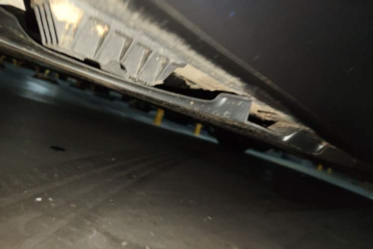 Used BMW 5 Series 2023 530Li Luxury Edition M Sport Package Chassis Rear Right