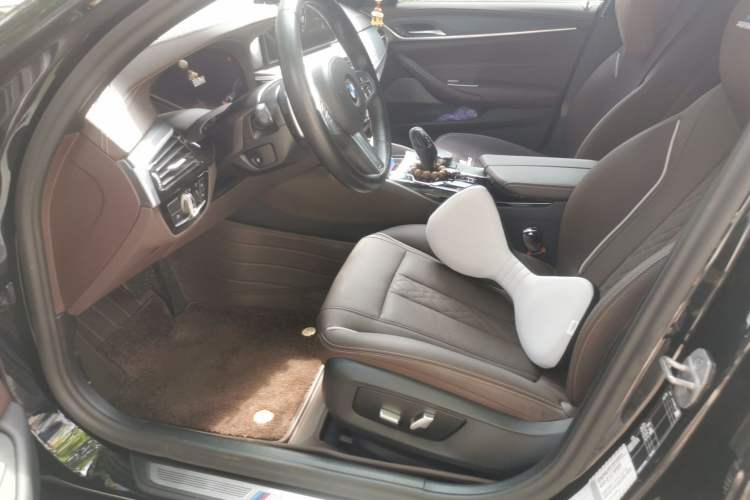 Used BMW 5 Series 2023 530Li Leading Model M Sport Package Driver Seat