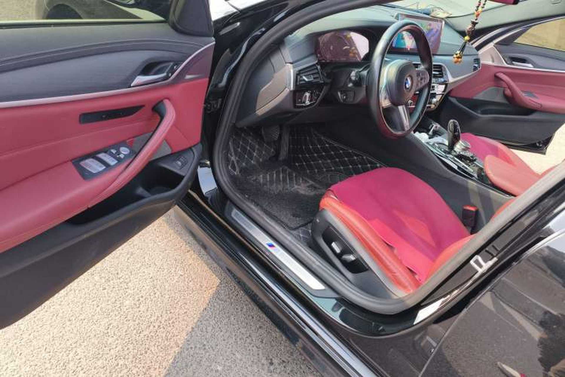 Used BMW 5 Series 2023 530Li Leading Model M Sport Package Driver Seat