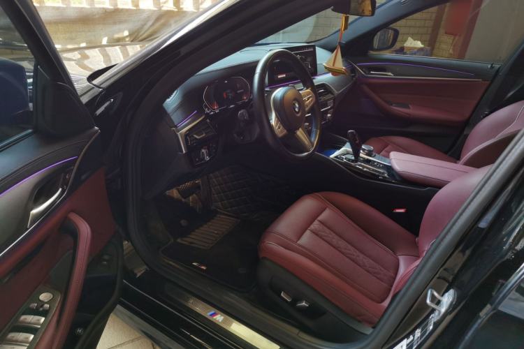 Used BMW 5 Series 2023 530Li Leading Model M Sport Package Driver Seat