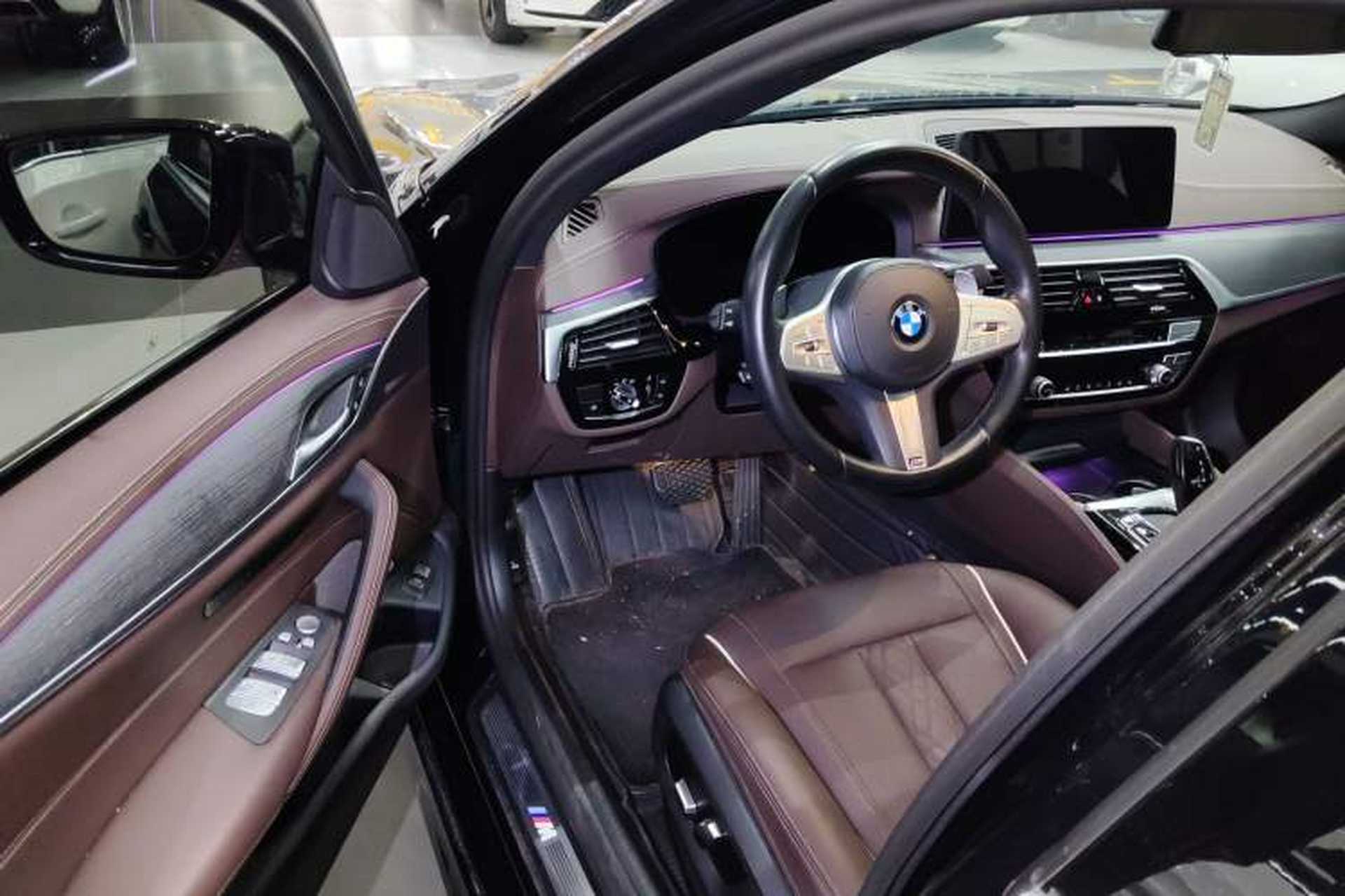 Used BMW 5 Series 2023 530Li Leading Model M Sport Package Driver Seat