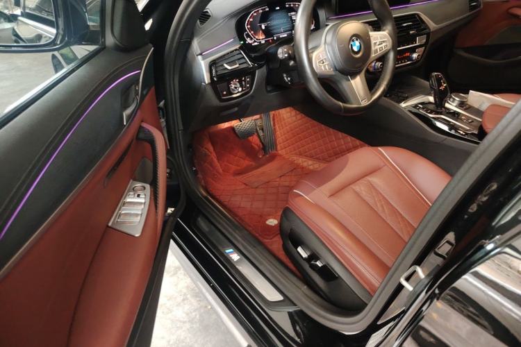 Used BMW 5 Series 2023 530Li Leading Model M Sport Package Driver Seat
