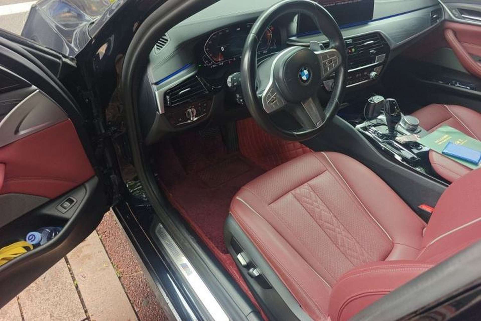 Used BMW 5 Series 2023 530Li Leading Model M Sport Package Driver Seat