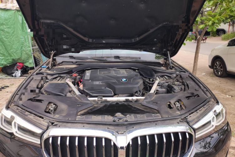 Used BMW 5 Series 2023 530Li Leading Edition Luxury Package Engine Bay