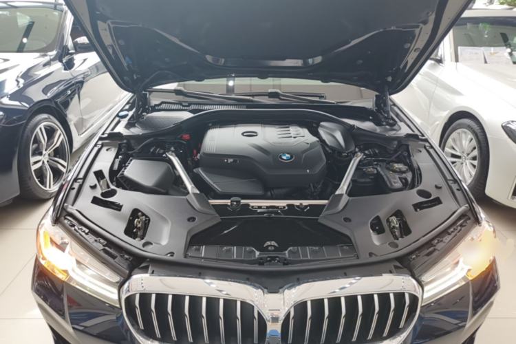 Used BMW 5 Series 2023 530Li Leading Model M Sport Package Engine Bay
