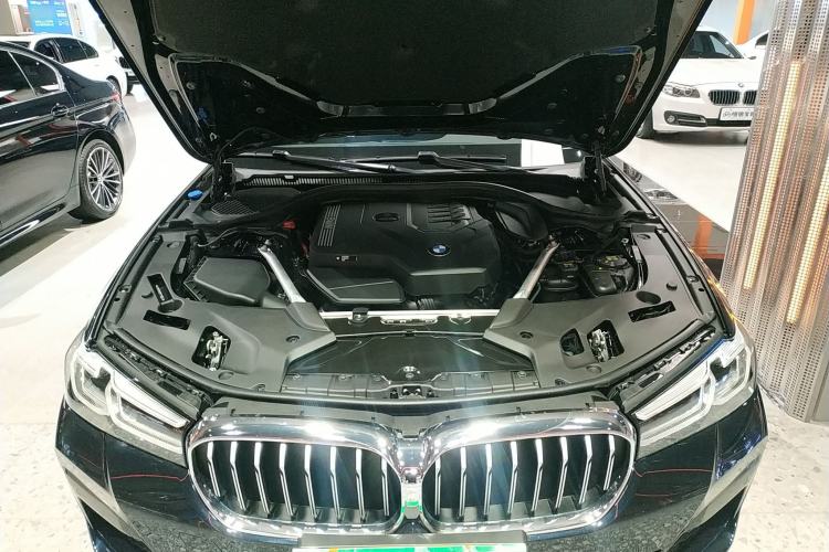 Used BMW 5 Series 2023 530Li Leading Model M Sport Package Engine Bay