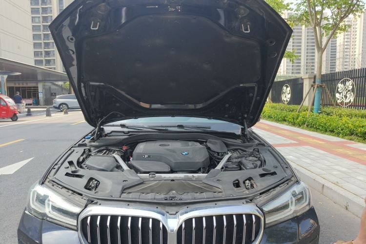 Used BMW 5 Series 2023 530Li Leading Model M Sport Package Engine Bay