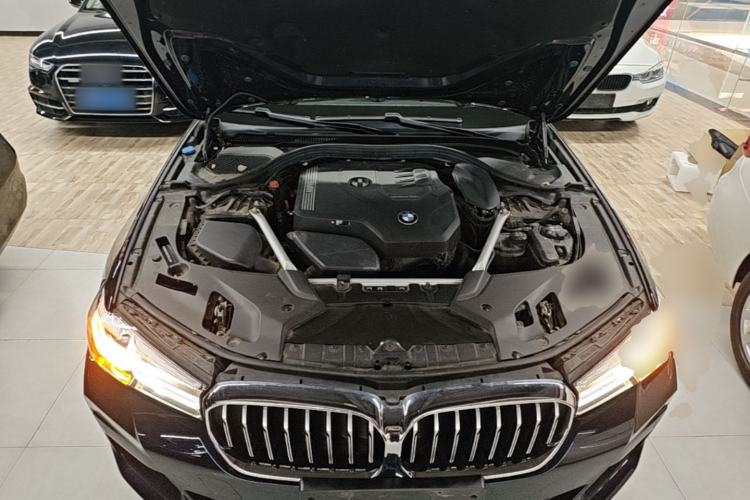 Used BMW 5 Series 2023 530Li Leading Model M Sport Package Engine Bay