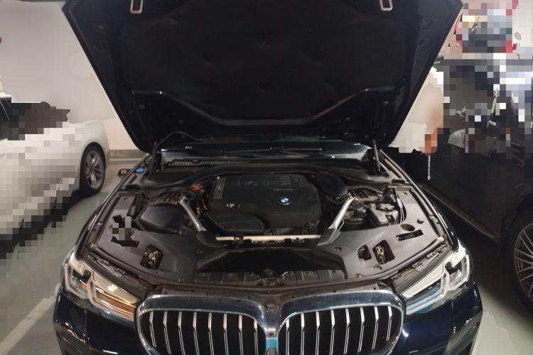 Used BMW 5 Series 2023 530Li Leading Model M Sport Package Engine Bay