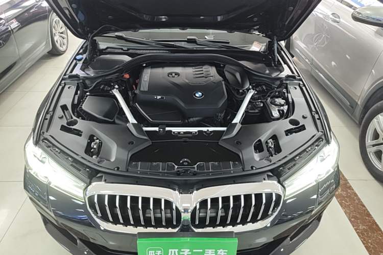 Used BMW 5 Series 2023 530Li Leading Model M Sport Package Engine Bay
