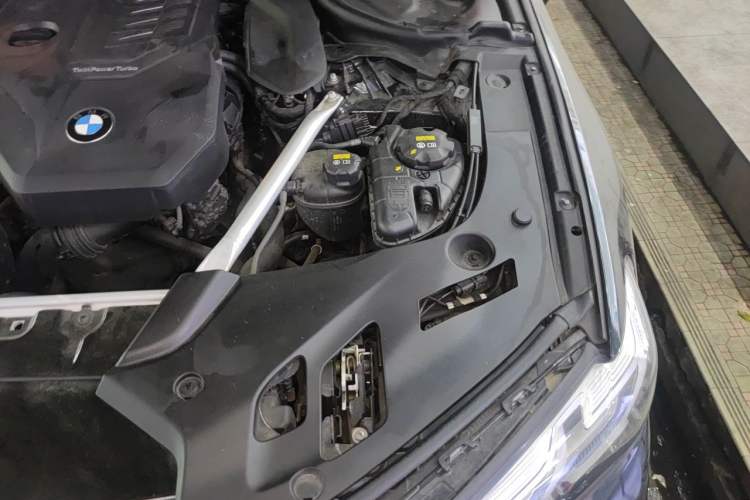 Used BMW 5 Series 2023 530Li xDrive M Sport Package Engine Bay Left
