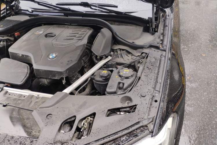Used BMW 5 Series 2023 530Li Leading Model M Sport Package Engine Bay Left