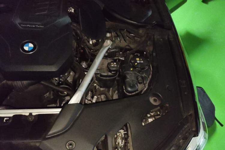 Used BMW 5 Series 2023 530Li Leading Model M Sport Package Engine Bay Left