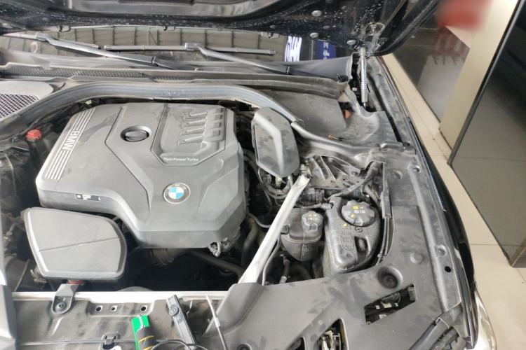 Used BMW 5 Series 2023 530Li Leading Edition Luxury Package Engine Bay Left