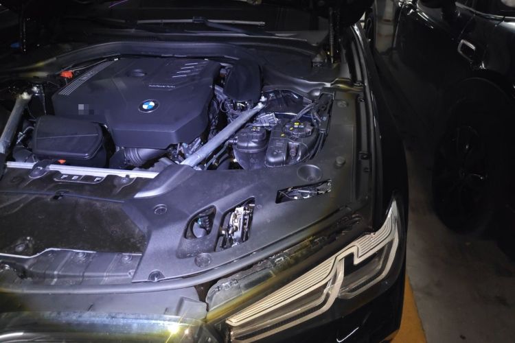 Used BMW 5 Series 2023 530Li Leading Model M Sport Package Engine Bay Left