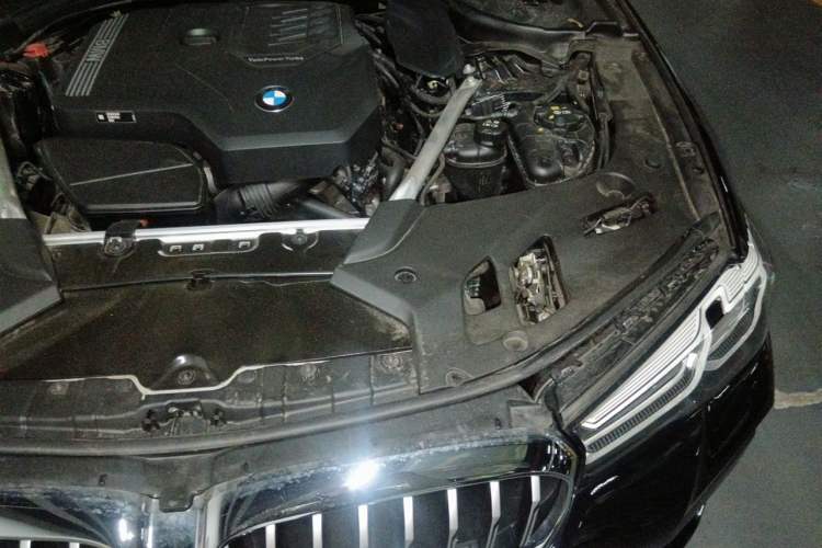 Used BMW 5 Series 2023 Restyled 530Li Leading Edition M Sport Package Engine Bay Left