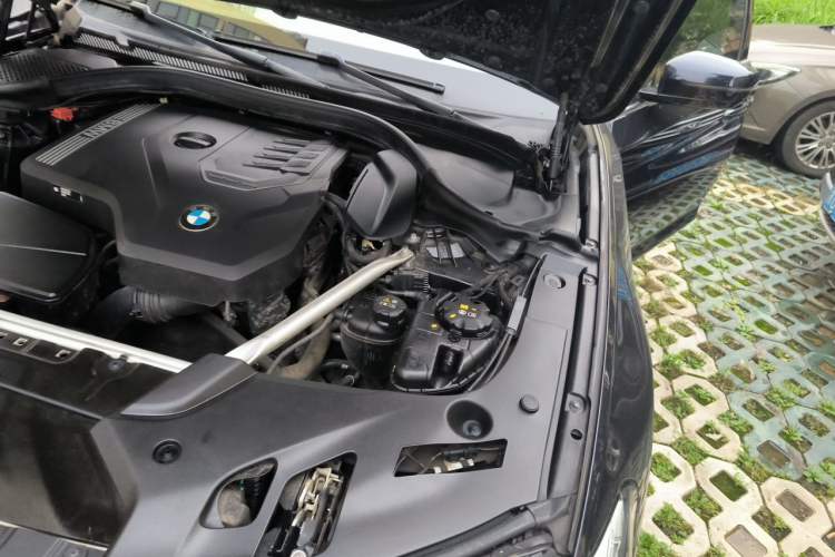 Used BMW 5 Series 2023 Restyled 530Li Luxury Edition M Sport Package Engine Bay Left