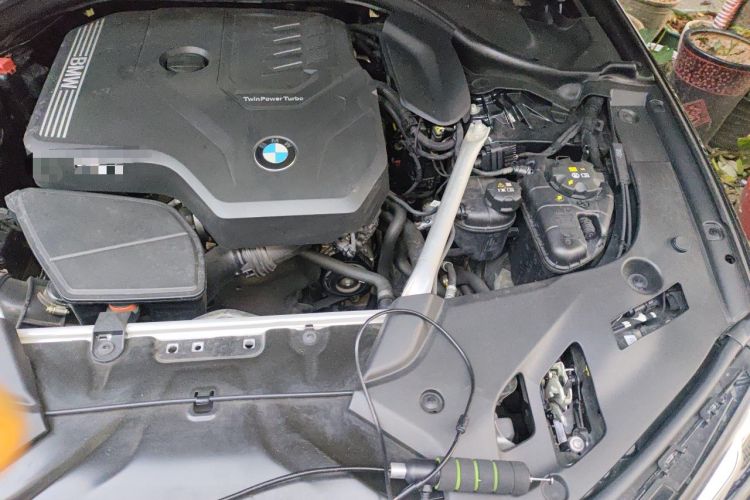 Used BMW 5 Series 2023 530Li Luxury Edition M Sport Package Engine Bay Left