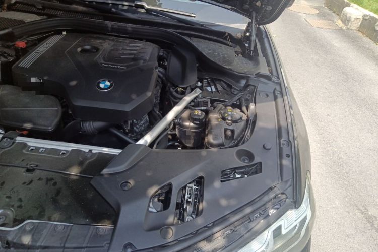 Used BMW 5 Series 2023 530Li Leading Model M Sport Package Engine Bay Left