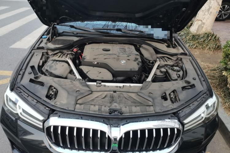 Used BMW 5 Series 2023 530Li Luxury Edition M Sport Package Engine Bay