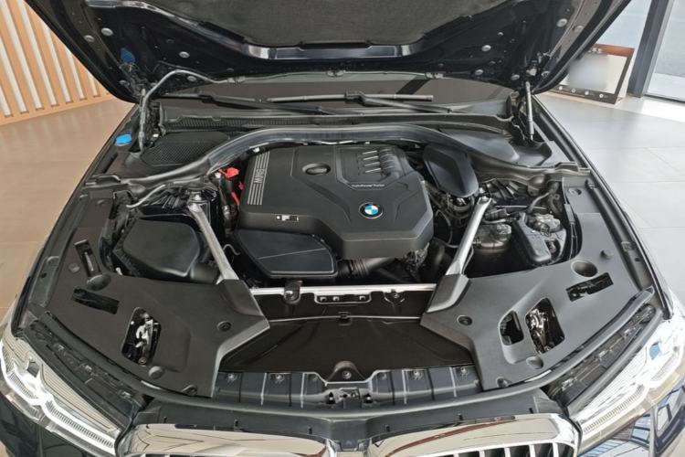 Used BMW 5 Series 2023 Restyled 530Li Leading Edition M Sport Package Engine Bay