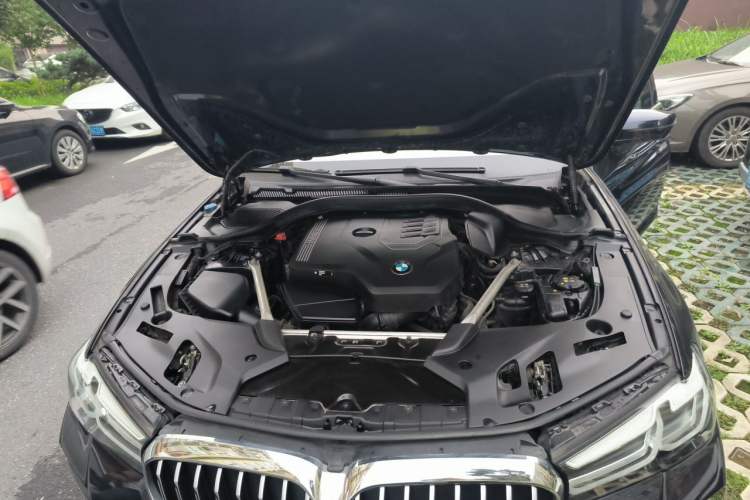 Used BMW 5 Series 2023 Restyled 530Li Luxury Edition M Sport Package Engine Bay