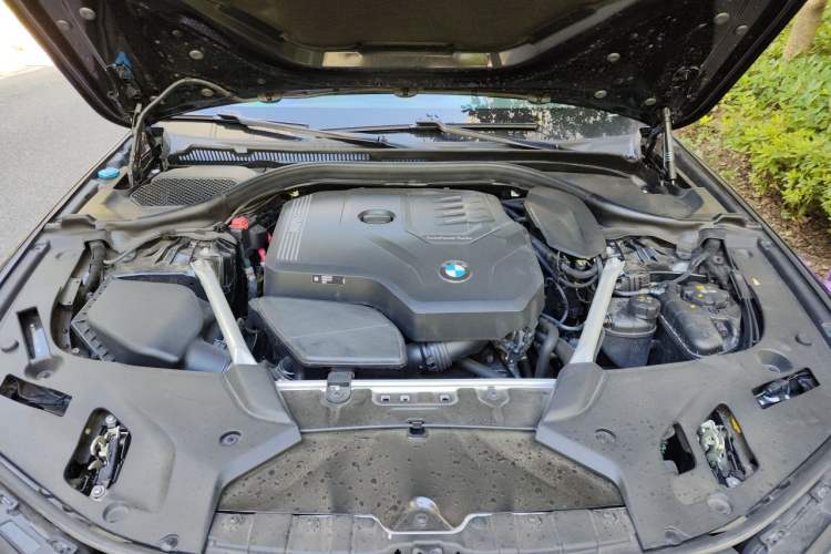 Used BMW 5 Series 2023 530Li Leading Model M Sport Package Engine Bay