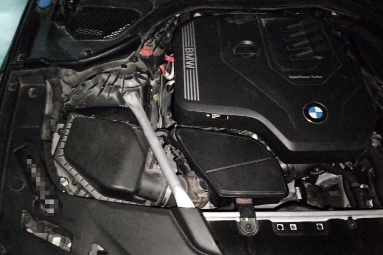 Used BMW 5 Series 2023 530Li Leading Model M Sport Package Engine Bay Right