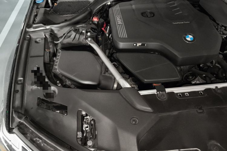 Used BMW 5 Series 2023 530Li Leading Edition Luxury Package Engine Bay Right