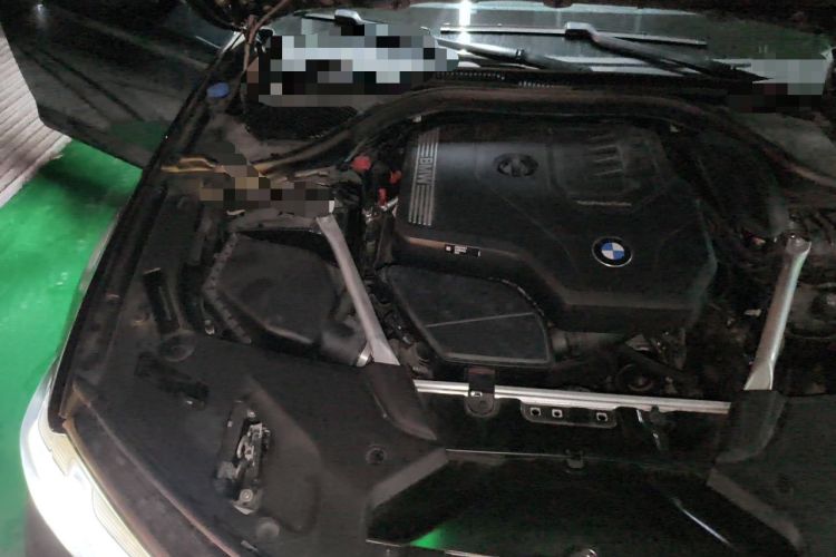Used BMW 5 Series 2023 530Li Luxury Edition M Sport Package Engine Bay Right