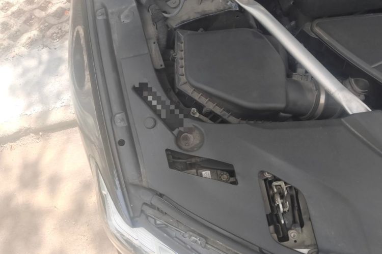 Used BMW 5 Series 2023 530Li Leading Model M Sport Package Engine Bay Right