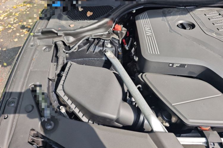 Used BMW 5 Series 2023 530Li Leading Model M Sport Package Engine Bay Right