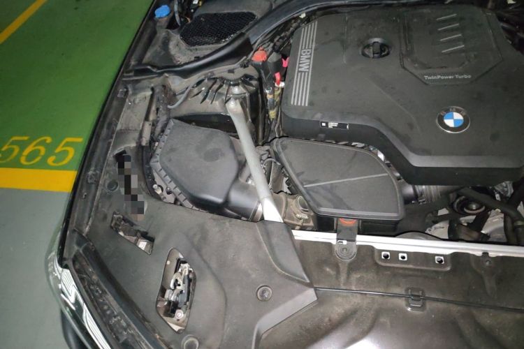 Used BMW 5 Series 2023 530Li Leading Model M Sport Package Engine Bay Right